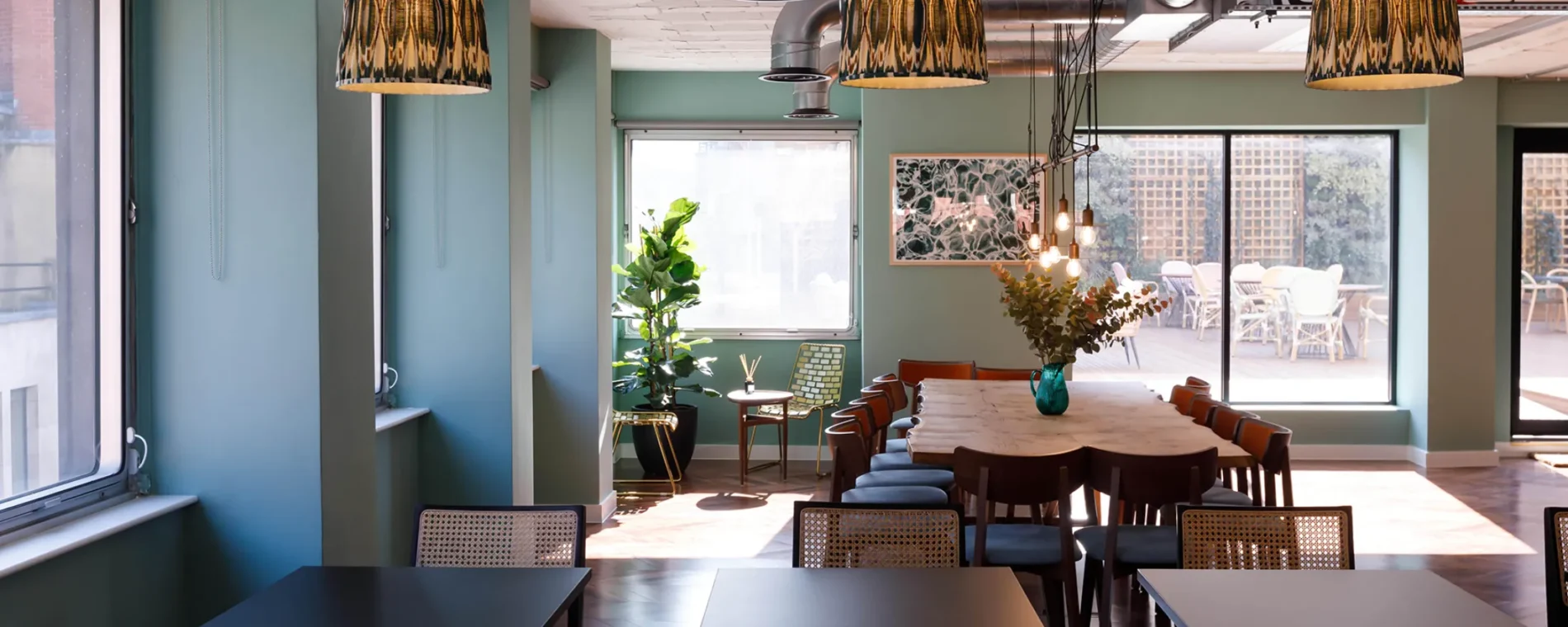 Dining lounge area