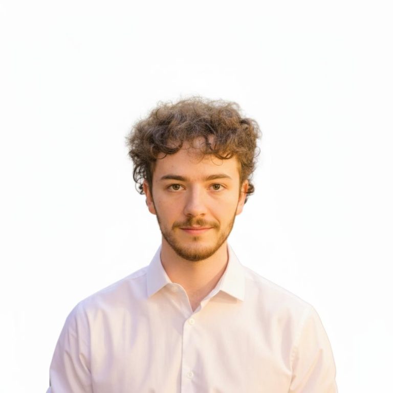 Louis Slater, researcher at ABL Recruitment